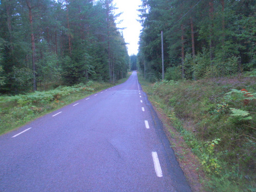 Cycling to Askersund.